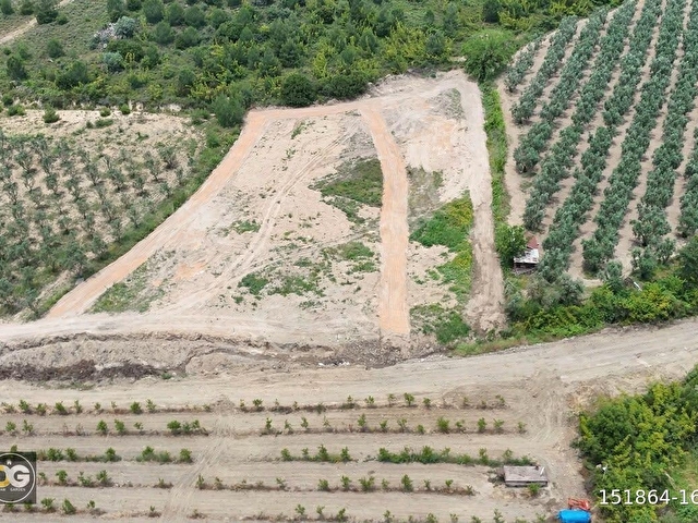 6-9-12 AY TAKSİT İLE KAZIKLIDA ŞEHRE 15 DAKKA YOLU OLAN BAHÇELER