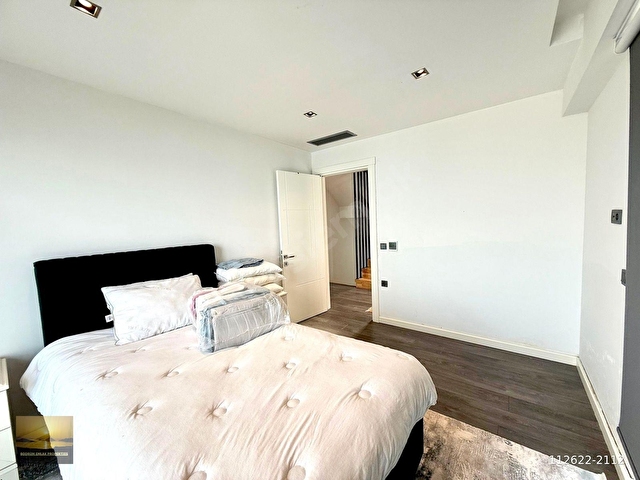Satılık müstakil villa deniz kenarı manzaralı havuzlu ev plajlı - Görsel 25