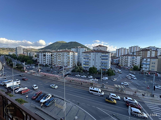 TALASIN KALBİNDE MÜKEMMEL KONUMLU SATILIK ARA KAT 3+1 DAİRE - Görsel 7
