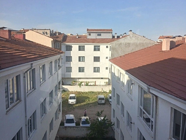 Eskişehir çamlıca mahallesi Tombakzade caddesi üzerinde üçüncüsü kat 3+1 geniş daire - Görsel 15