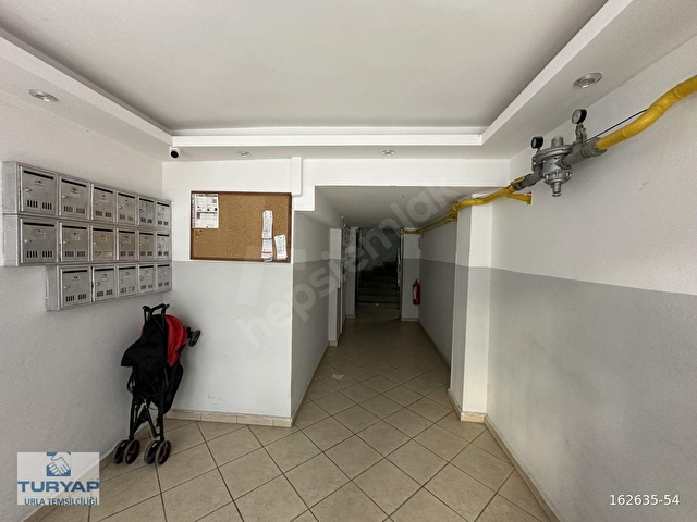 TURYAPtan İstinye Park Yakını Tadilatlı Bahçeli 3+1 Daire - Görsel 2