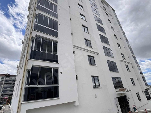 ÇAYDAÇIRA YAKAMOZ 5 SİTESİNDE ULTRA LÜKS 4+1