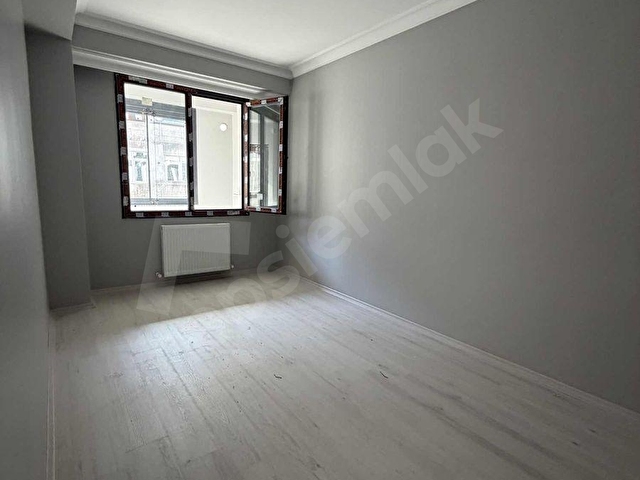 GÜNGÖREN İYİ LOKASYON RAMS VE NEF KARŞI SOKAĞI ULTRA LÜKS DAİRE. - Görsel 7