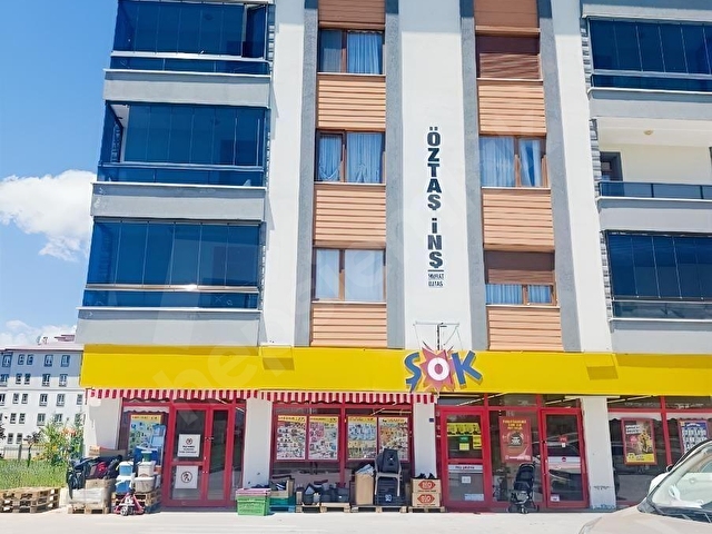 üniversite yolu üzerinde lüks 3+1 kiralık daire - Görsel 19