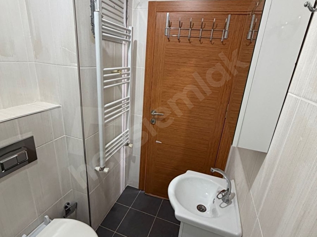 MÜKEMMEL BİR KONUMDA 1+1 EŞYALI DAİRE - Görsel 7
