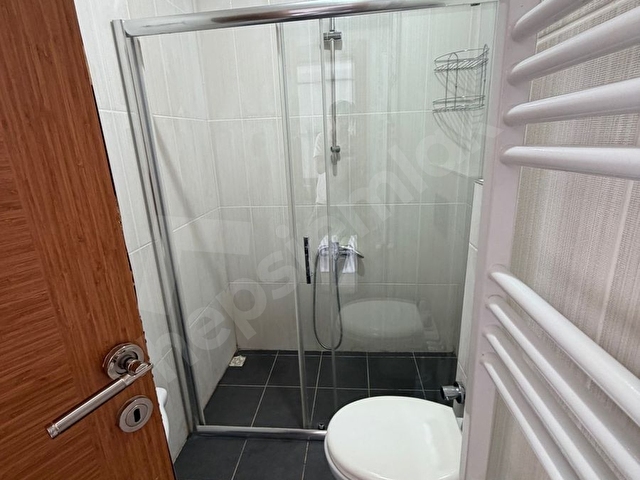 MÜKEMMEL BİR KONUMDA 1+1 EŞYALI DAİRE - Görsel 8