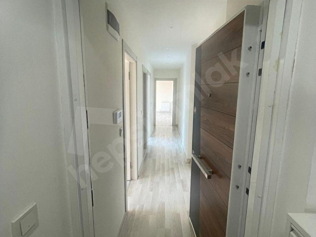 HALKALI MERKEZDE BUTİK SİTEDE SATILIK 2+1 DAİRE - Görsel 6
