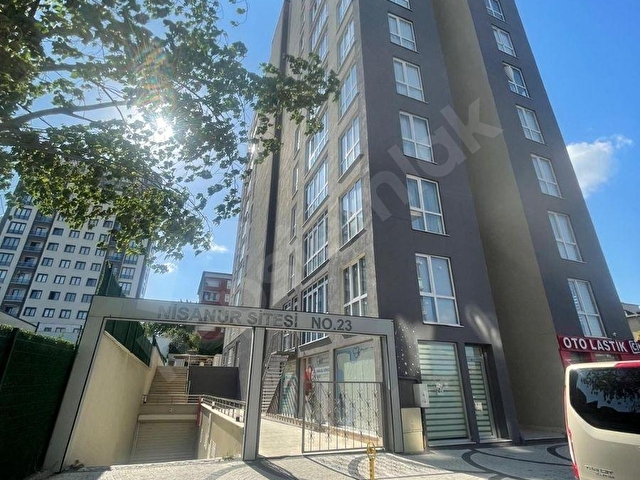HALKALI MERKEZDE BUTİK SİTEDE SATILIK 2+1 DAİRE