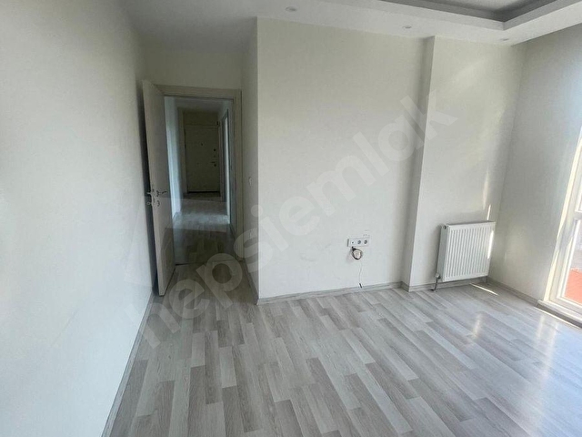 HALKALI MERKEZDE BUTİK SİTEDE SATILIK 2+1 DAİRE - Görsel 11