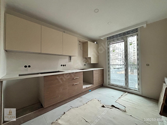 FENERYOLUNDA 3+1 BALKONLU EBEVEYNLİ SIFIR - Görsel 24