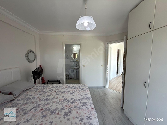 Boyalık Denize Yürüme Mesafesinde Dubleks Kiralık 4+1 Villa - Görsel 29