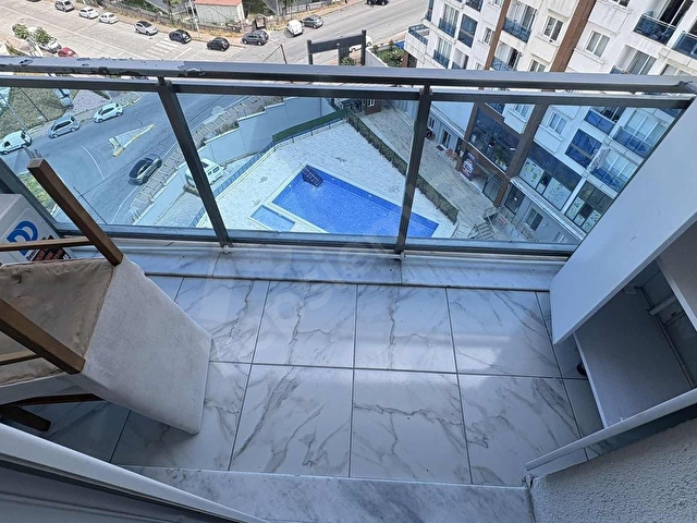 İSTGARDEN SİTESİ,HAVUZ CEPHE,BALKONLU,1+1 EŞYALI(VİDEOLU) - Görsel 12