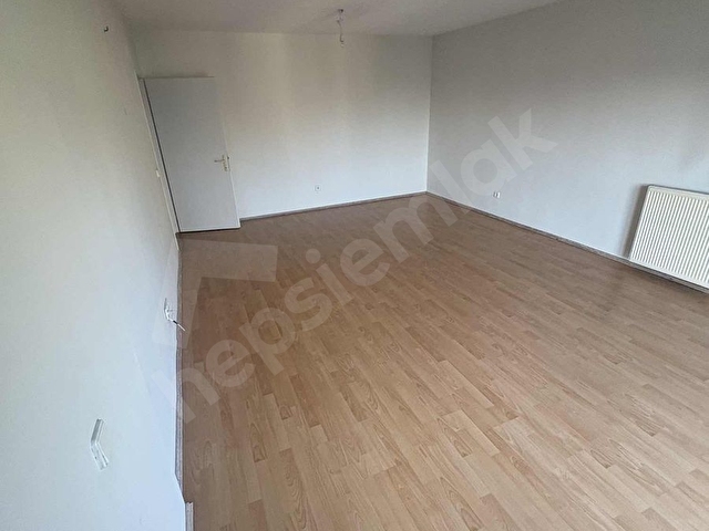 Atakent 3.etap kiralık 3+1 110 m2 net ara kat güney doğu cephe - Görsel 12