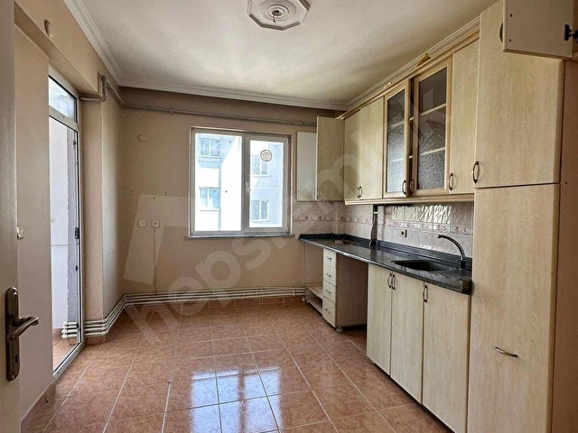 BAHÇEŞEHİR ESENKENT AÇELYALARDA KİRALIK 122m2 3+1 DAİRE - Görsel 17