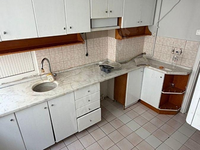 AYDINLIKEVLERİN MERKEZİNDE 2+1 3.KAT YAN CEPHE BALKONLU 80M2 KİRALIK DAİRE - Görsel 9