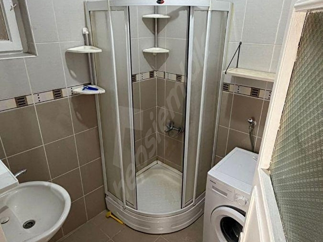 AYDINLIKEVLERİN MERKEZİNDE 2+1 3.KAT YAN CEPHE BALKONLU 80M2 KİRALIK DAİRE - Görsel 13