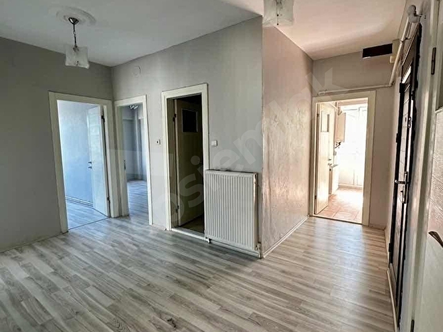 YERLİTÜRKTEN MERKEZDE KİRALIK 3+1 MASRAFSIZ ASANSÖRLÜ DAİRE - Görsel 7