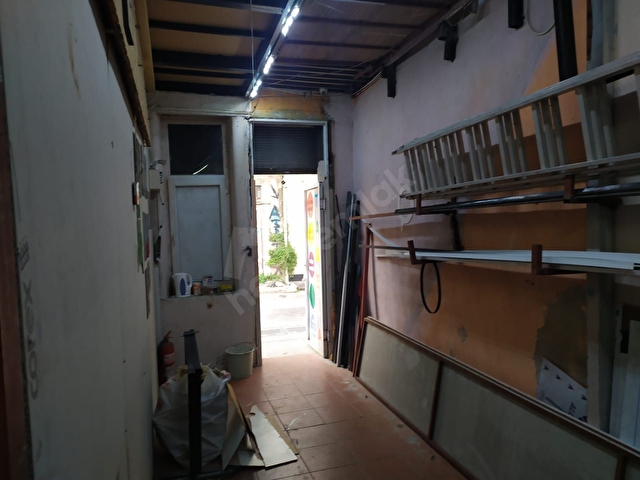 Kemeralti Bolgesinde Devren Kiralik 100m2 Dukkan 119640 284 Hurriyet Emlak