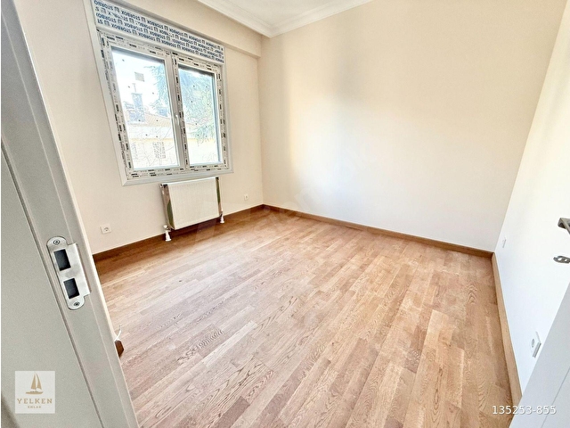 CADDEBOSTAN SAHİLDE 3+1 AZ KATLI BUTİK BİNADA SIFIR - Görsel 15