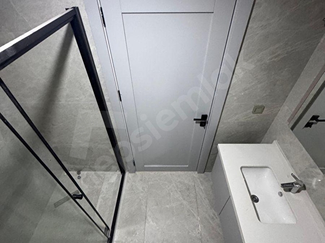 KAYALIK ZEMİNDE DENİZ MANZARALI ULTRA LÜKS BAHÇELİ 3+1 DAİRE - Görsel 19