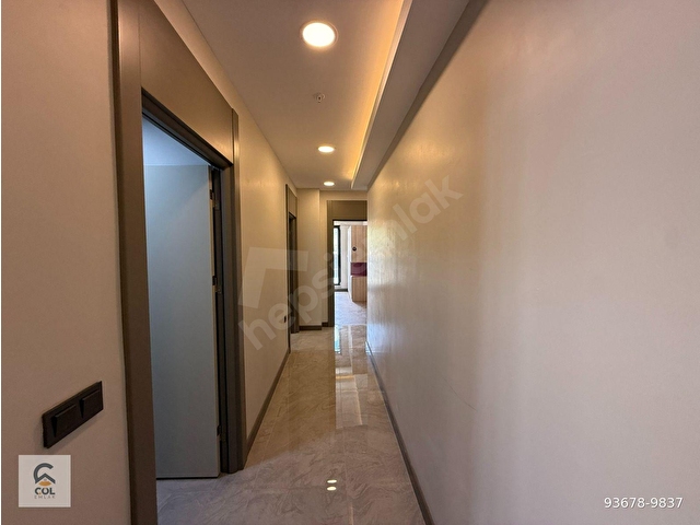 ÇÖL EMLAKTAN TERAS BALKON GENİŞ MUTFAK EBEVEYN BANYO GİYİNME ODALI BULVARDA MEGA LÜX YAPIDA SIFIR - Görsel 9