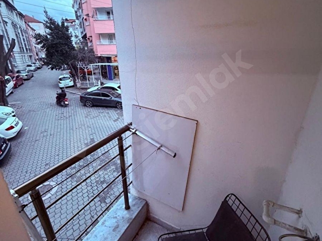 ÖN CEPHE BALKONLU ÇINAR MEVKİ 1+1 SATILIK APART - Görsel 9