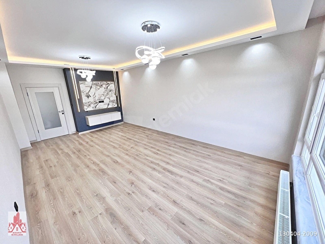 KENT EMLAKTAN AŞAĞIEĞLENCEDE 3+1 ULTRA LÜX YAPILI 2.KAT ÖN CEP - Görsel 2