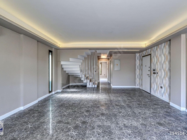 Urla atatürk mah.Giriş katında yatak odalı müstakil villa - Görsel 11