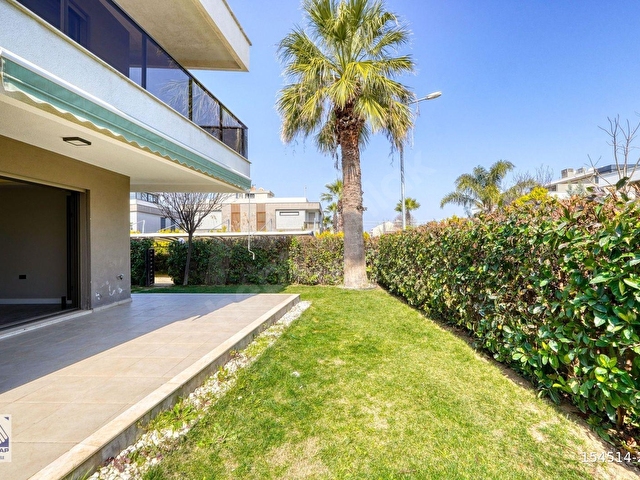 Urla atatürk mah.Giriş katında yatak odalı müstakil villa - Görsel 3