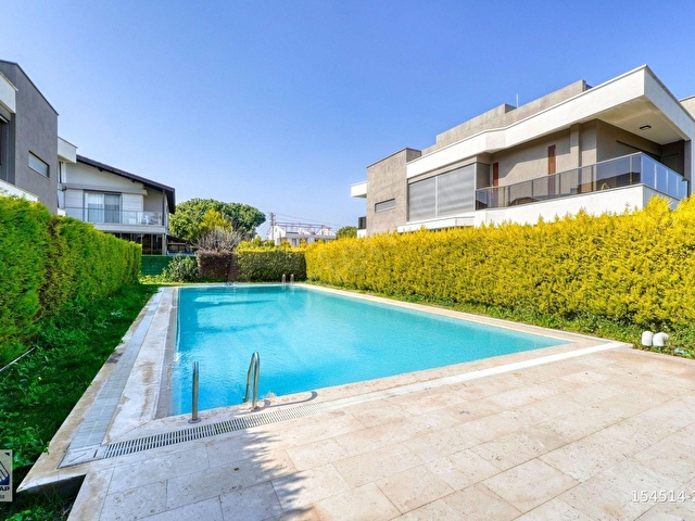 Urla atatürk mah.Giriş katında yatak odalı müstakil villa - Görsel 6