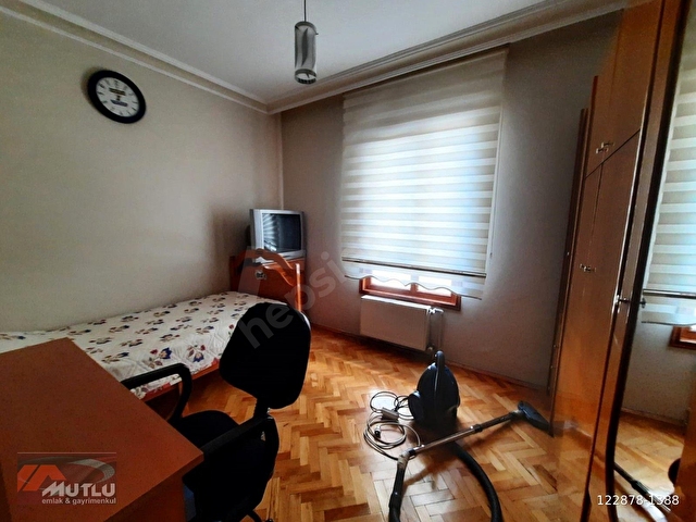 *KABİL CADDE ÜZERİ YÜKSEK GİRİŞ KAT KONUMUNDA ÇİFT BALKON GENİŞ - Görsel 19