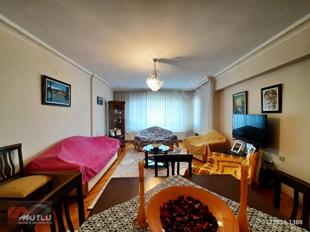 *KABİL CADDE ÜZERİ YÜKSEK GİRİŞ KAT KONUMUNDA ÇİFT BALKON GENİŞ - Görsel 8