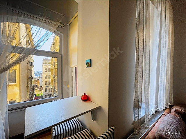 Beyoğlu Galatada Full Eşyalı Geniş 1+1 Kiralık Daire - Görsel 12