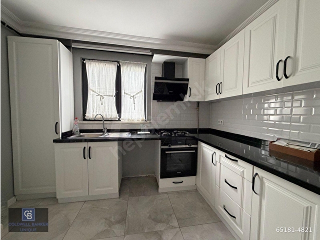 ÇEKMEKÖY MERKEZ MAHALLESİ’NDE 4+2 154 M2 NET DUBLEKS DAİRE - Görsel 8