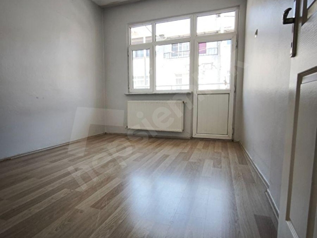Bağcılar Çiftlikte Komple Satılık Bina - Görsel 16