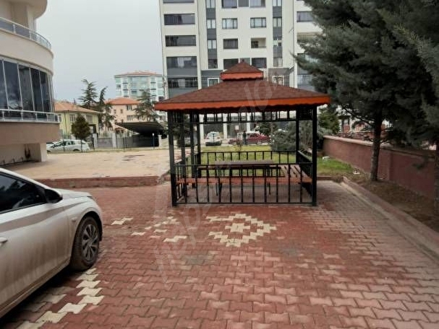 HACI MÜTAHİR MERKEZİ KONUMDA 3+1 DAİRE - Görsel 24