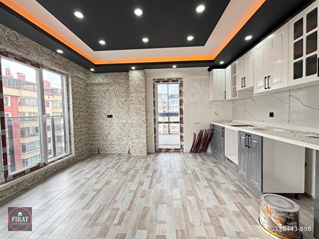 FIRAT GAYRİMENKUL DEN CADDE YAKINI ASANSORLU YAPILI 2+1 SATILIK