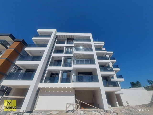 KUŞADASI DEĞİRMENDEREDE HAVUZLU SİTE SATILIK 2+1 DAİRE - Görsel 4