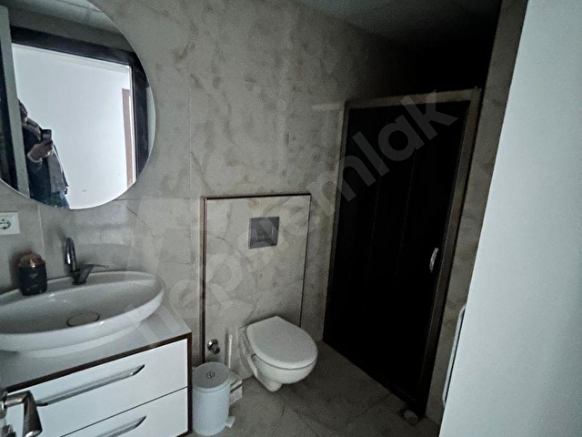 SARUHANLI EN MERKEZİ YERİNDE HARİKA KONUMDA 3+1 DAİRE - Görsel 8