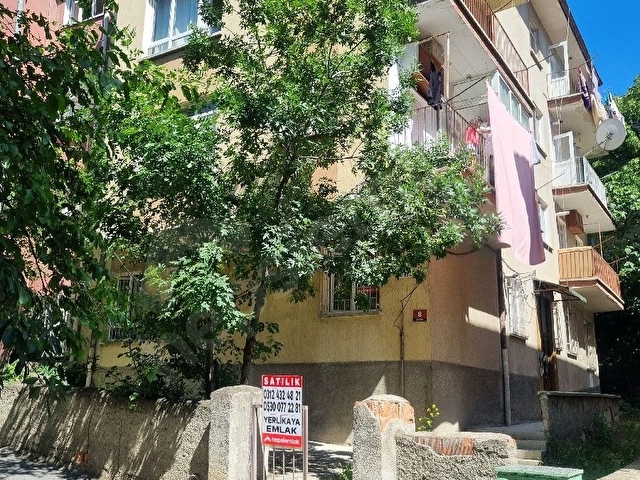KURTULUŞ ARKATOPRAKLIKTA MERKEZİ KONUMDA DAİRE - Görsel 2