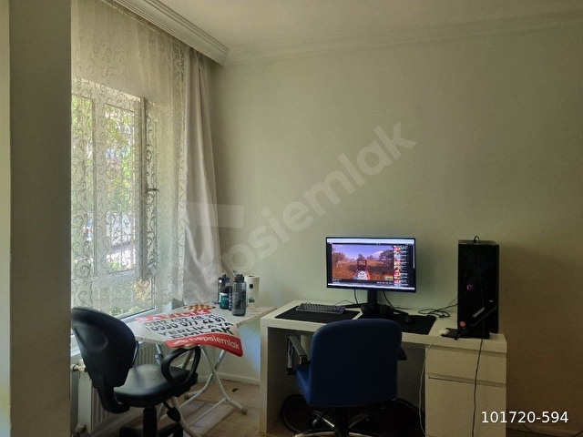 KURTULUŞ ARKATOPRAKLIKTA MERKEZİ KONUMDA DAİRE - Görsel 11