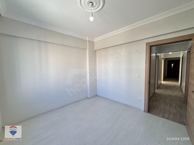 Korucuk Merkezde Site İçi Kapalı Havuzlu Kiralık 3+1 145 m² - Görsel 30