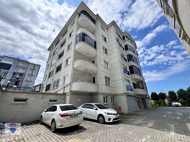 Korucuk Merkezde Site İçi Kapalı Havuzlu Kiralık 3+1 145 m² - Görsel 9