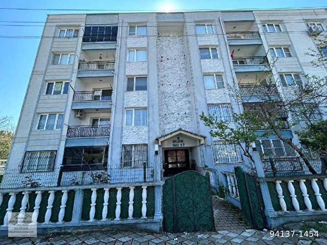 Akhisar Reşatbey Mahallesinde 3+1 Satılık Daire