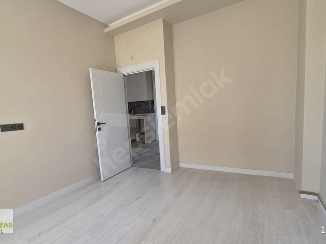 Altıntaş 40lık Yol 2. Parselde Site İçinde Havuzlu 1+1 Satılık - Görsel 4