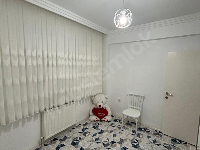 ARSLANTAŞ GAYRİMENKULden ÜNİVERSİTE MH. SİTE İÇERİSİNDE ARAKAT FERAH GENİŞ 2+1 SATILIK DAİRE.. - Görsel 13