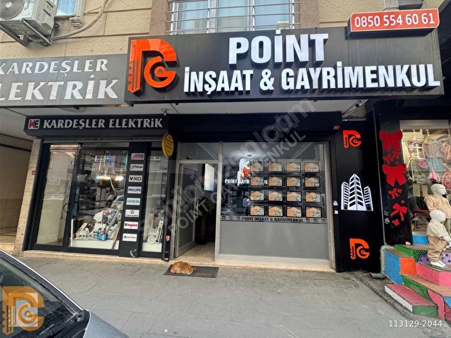 POİNTDEN CADDE ÜZERİ ECZANEYE-KUYUMCU VB İŞLERE UYGUN SATILIK