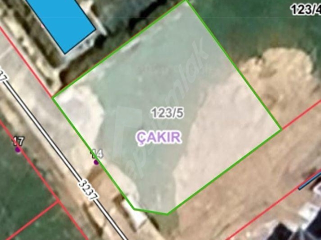 NOKTA EMLAKTAN ÇAKIRDA SATILIK KÖŞE KONUM ARSA