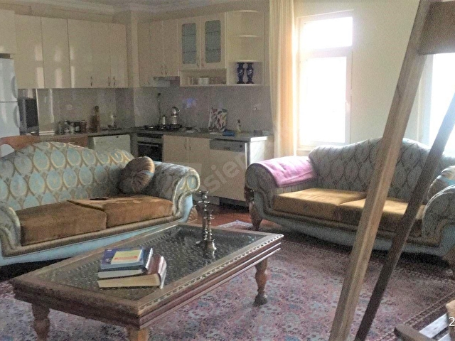 bahcekoyde kiralik 1 1 buyuk daire 2216 5865 hurriyet emlak