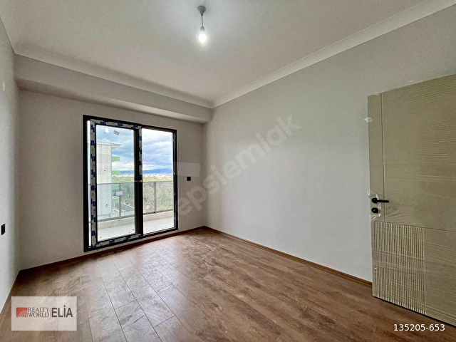 KADIKÖYDE SİTE İÇİNDE ARAKAT ÖN CEPHE SATILIK 1+1 DAİRE - Görsel 9